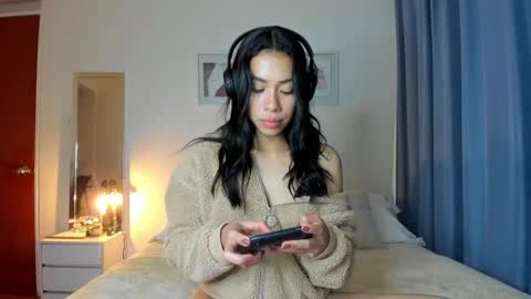 Snapshot of _nathaliesex chatting on 02-20-25, 07:23 independent model natha online show from 02-20-25, 07:23