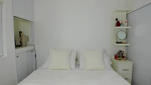 Snapshot of _nathaliesex chatting on 10-07-25, 06:43 independent model natha online show from 10-07-25, 06:43