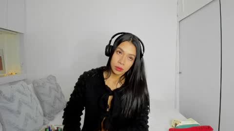 independent model natha online show from 04-30-26, 06:09