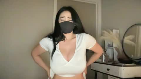 naty19 online show from 06-17-26, 10:54