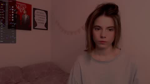 Snapshot of _ni_kiss chatting on 01-28-25, 11:39 Nika online show from 01-28-25, 11:39