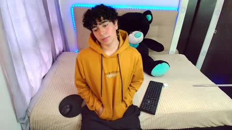 Snapshot of _nickconnor1 chatting on 12-30-24, 09:19 Nicolas online show from 12-30-24, 09:19