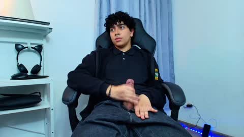 Snapshot of _nickconnor1 chatting on 01-11-25, 10:51 Nicolas online show from 01-11-25, 10:51