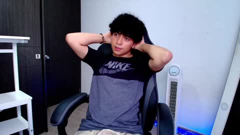 Snapshot of _nickconnor1 chatting on 01-27-25, 06:09 Nicolas online show from 01-27-25, 06:09