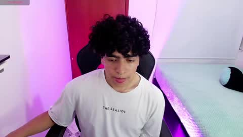 Snapshot of _nickconnor1 chatting on 03-11-25, 08:31 Nicolas online show from 03-11-25, 08:31