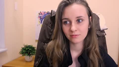 Nica online show from 01-31-25, 03:33