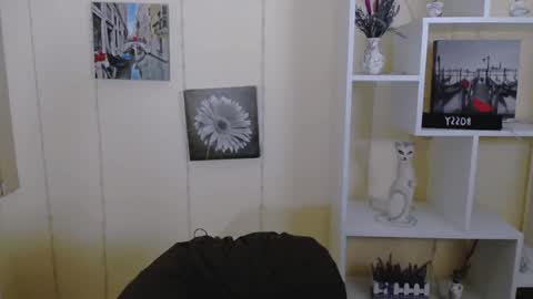 Nica online show from 03-04-25, 04:52