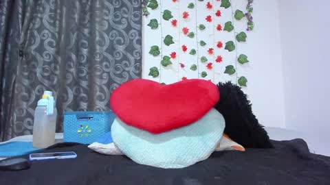 juliana online show from 12-21-24, 10:06