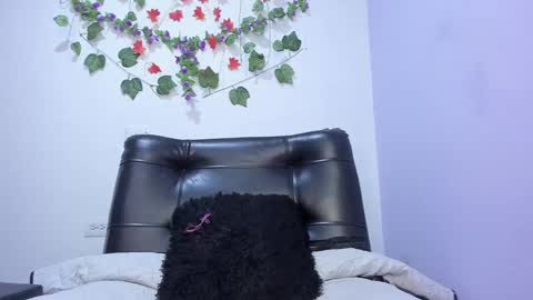 juliana online show from 02-15-25, 09:05