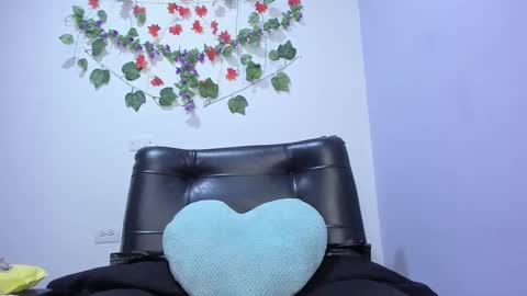 juliana online show from 02-18-25, 08:59