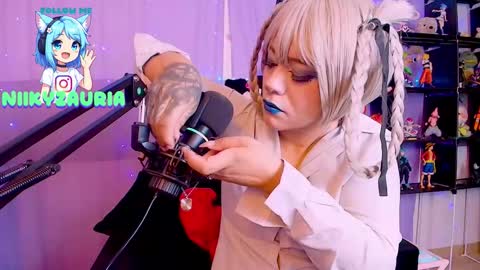 niiky online show from 11-07-25, 10:26