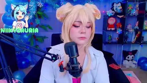 niiky online show from 12-04-25, 05:10