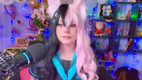 niiky online show from 02-17-26, 06:03