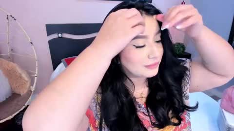   online show from 11-12-25, 12:05