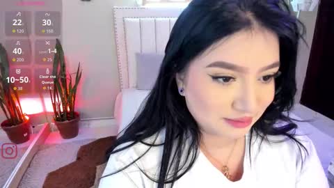   online show from 12-05-25, 12:14