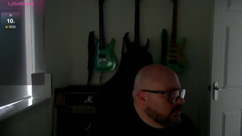 Snapshot of _old_man__david chatting on 06-19-26, 02:21 David online show from 06-19-26, 02:21