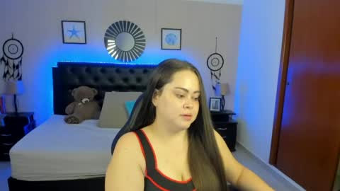 Olivia jones online show from 04-25-26, 12:41