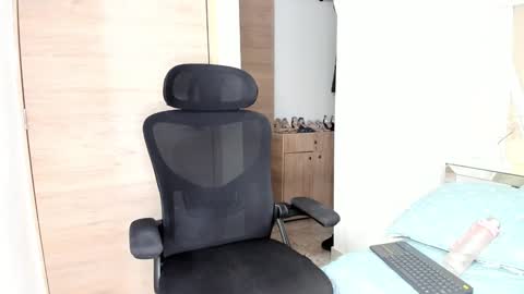 Pamela online show from 01-31-25, 01:11