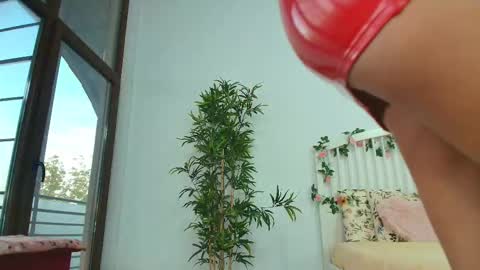 Snapshot of _parishill chatting on 09-13-25, 04:23 Alisa online show from 09-13-25, 04:23