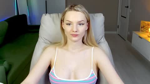 Tina online show from 12-19-25, 01:51