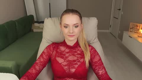 Tina online show from 04-09-26, 09:47