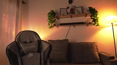 _paulah2 online show from 02-24-26, 08:29