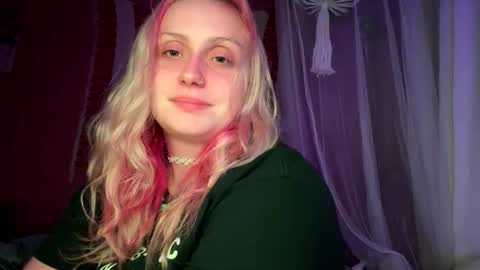 _peaceoutgirlscout_ online show from 09-19-25, 02:57