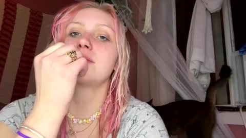 _peaceoutgirlscout_ online show from 09-27-25, 03:11