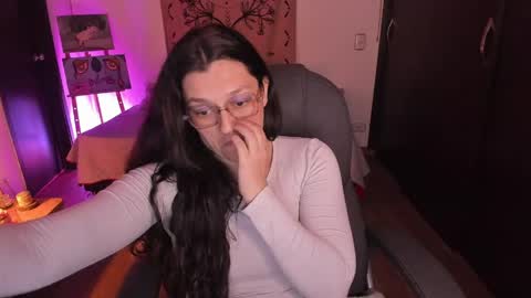 violeta ig  online show from 04-23-26, 03:41