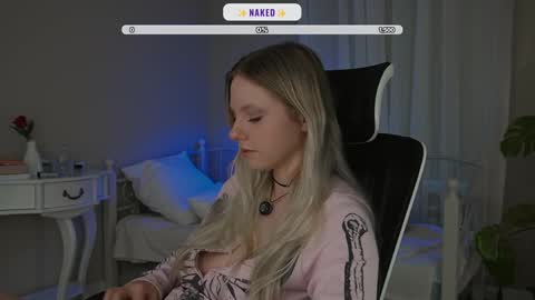 Viktoria online show from 10-26-25, 05:02