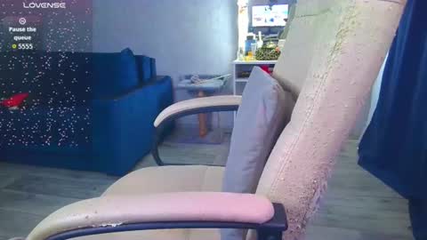 Ilona online show from 06-05-26, 04:52