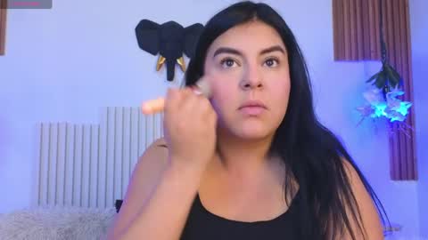 Laura online show from 03-31-26, 06:52