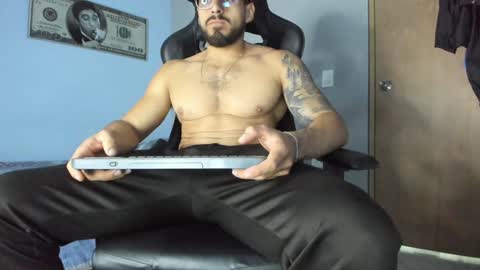 Snapshot of _poseidon1_ chatting on 01-20-25, 04:54 Poseidon online show from 01-20-25, 04:54