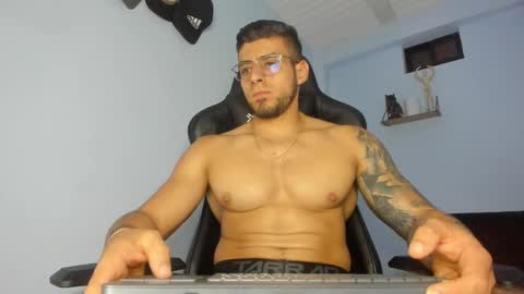 Snapshot of _poseidon1_ chatting on 02-21-25, 09:02 Poseidon online show from 02-21-25, 09:02