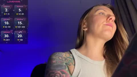  HADLY today day-off see u online 0112  online show from 01-30-25, 07:04