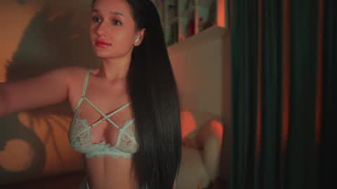 Eva online show from 01-14-25, 05:51