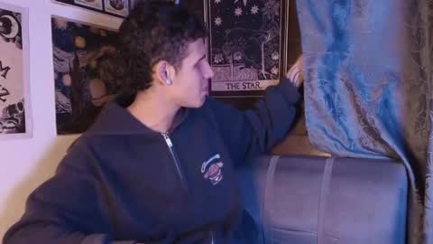 Snapshot of _realwav chatting on 09-21-25, 03:19 wav online show from 09-21-25, 03:19