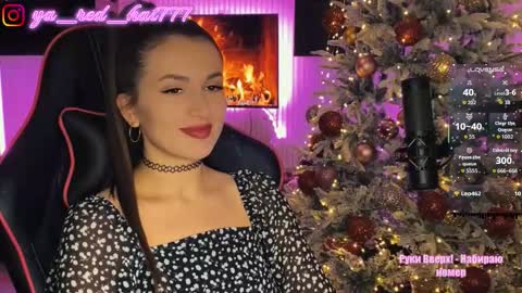 Snapshot of _red_hat_7 chatting on 12-05-25, 06:59 -RED HAT- online show from 12-05-25, 06:59