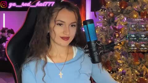 Snapshot of _red_hat_7 chatting on 01-08-26, 05:26 -RED HAT- online show from 01-08-26, 05:26