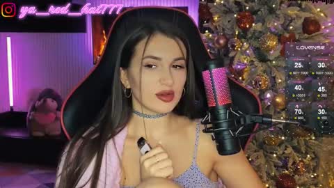 Snapshot of _red_hat_7 chatting on 02-12-26, 07:09 -RED HAT- online show from 02-12-26, 07:09