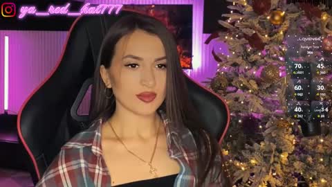 Snapshot of _red_hat_7 chatting on 03-05-26, 06:04 -RED HAT- online show from 03-05-26, 06:04