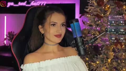 Snapshot of _red_hat_7 chatting on 03-07-26, 07:33 -RED HAT- online show from 03-07-26, 07:33