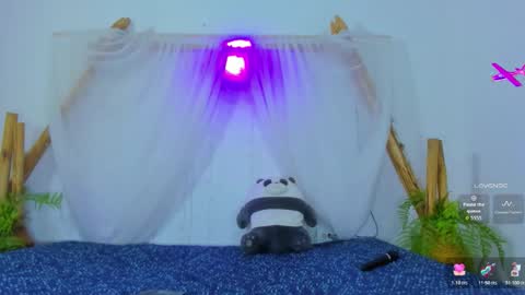 Moon online show from 12-04-25, 07:44