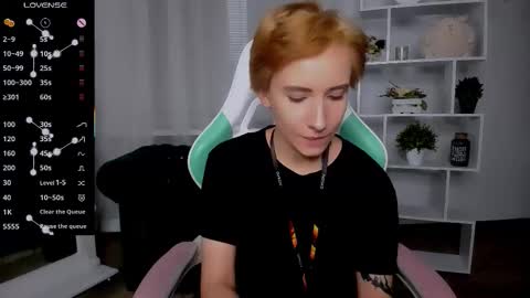 Rein online show from 11-19-25, 05:24