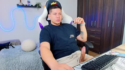 Roberto online show from 01-29-25, 02:10