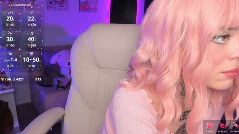 Snapshot of _sabrinamoon chatting on 01-25-25, 02:58 online show from 01-25-25, 02:58