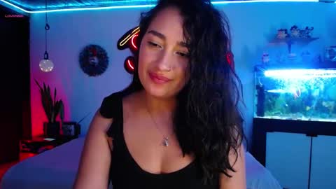  SantaLove  online show from 01-08-25, 01:32