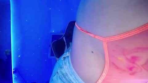 Snapshot of _santalove_ chatting on 03-07-26, 11:02 SantaLove online show from 03-07-26, 11:02