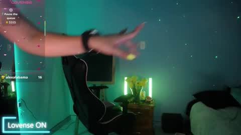 Snapshot of _santalove_ chatting on 03-14-26, 10:59 SantaLove online show from 03-14-26, 10:59