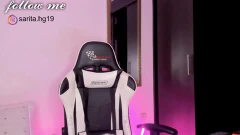 Sara  intagram online show from 01-14-25, 06:24